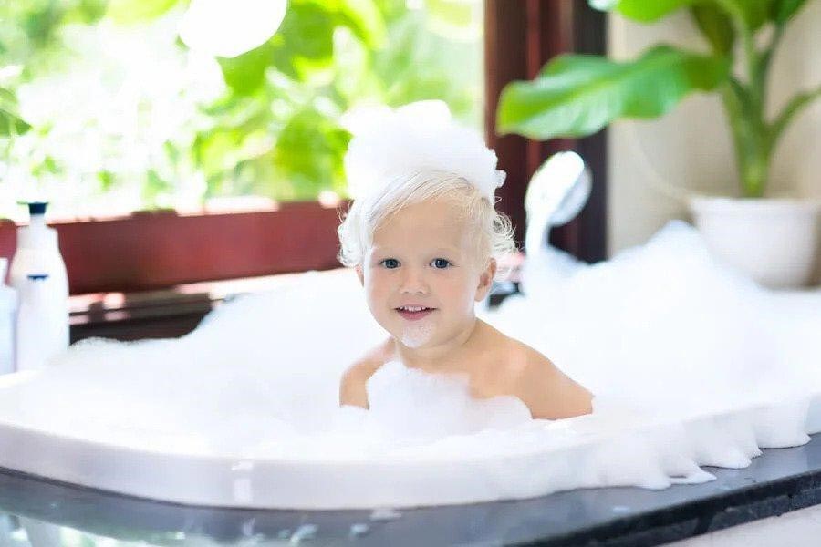 When can Children Bathe or Shower Alone? - The Little Dreamers Nursery